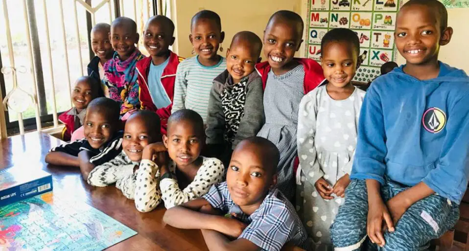 girls group crop 1024x548 1