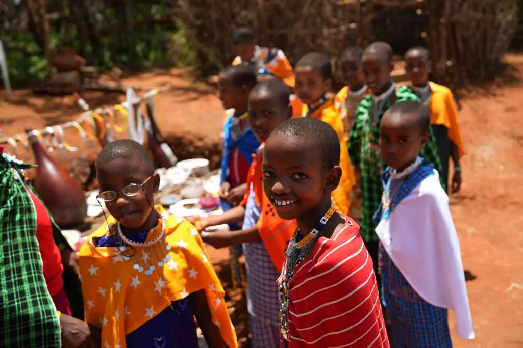 maasai-girls-smiling maasai girls smiling